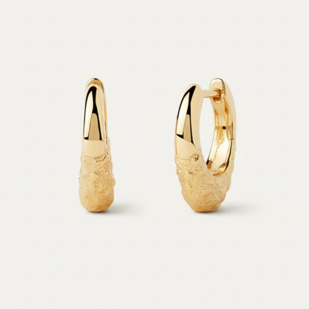 Boucles d’oreilles créoles martelées Isadora en Laiton